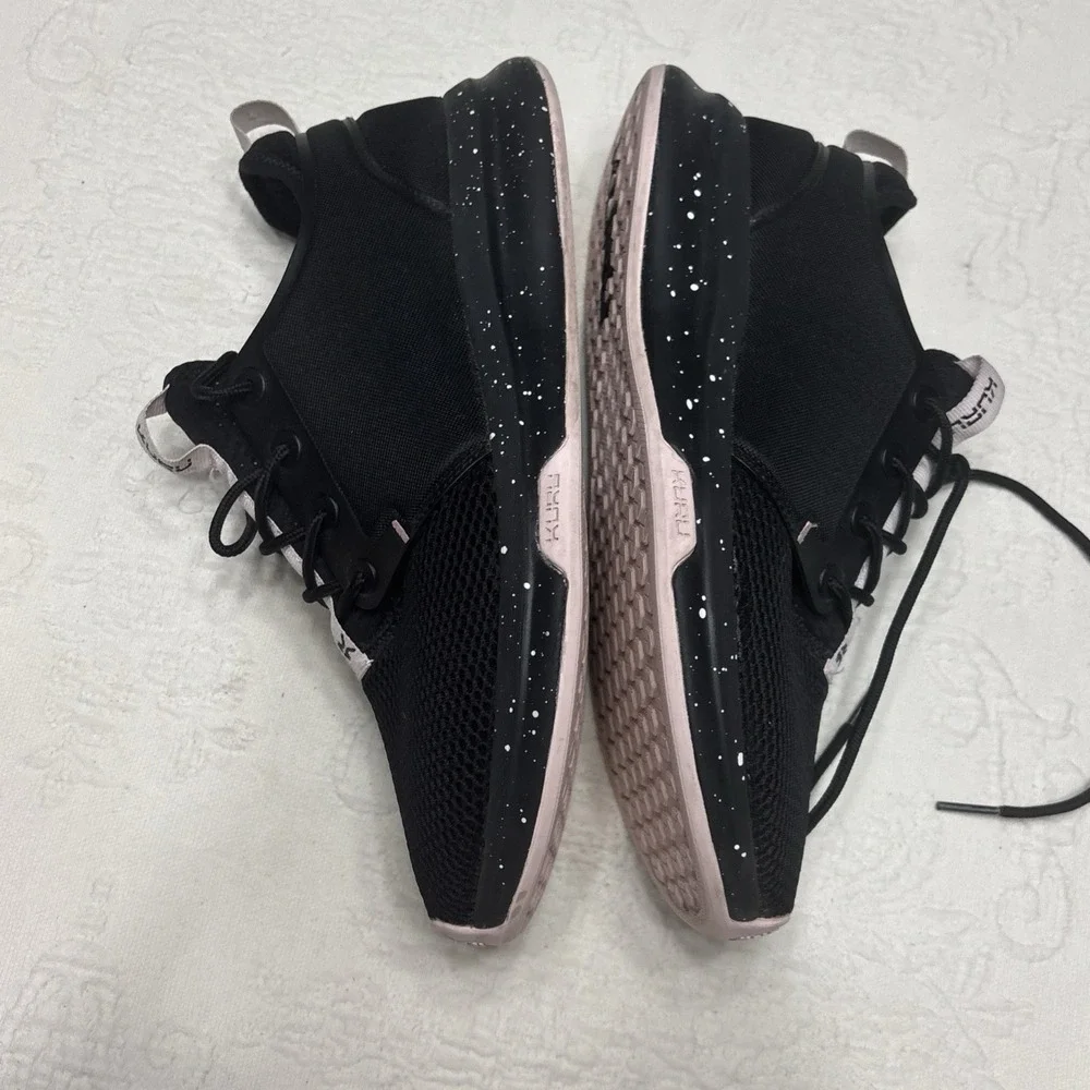 Kuru Atom Walking running Shoes Womens 9.5 Pink Black